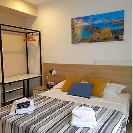 Hammock Vibes Town House Bed and Breakfast 4*